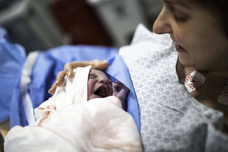 La rachianesthésie : durée, risques et délais d'élimination